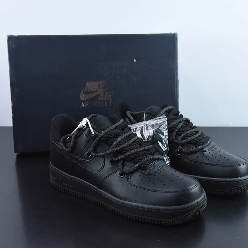 Nike By You Air Force 1'07 Low Retro SP空军一号“全黑武士绑绳”低帮货号：CV1724-001