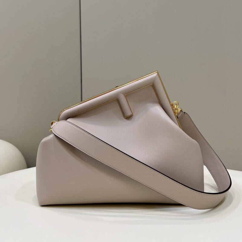 FENDI芬迪first系列F字母手袋80018L