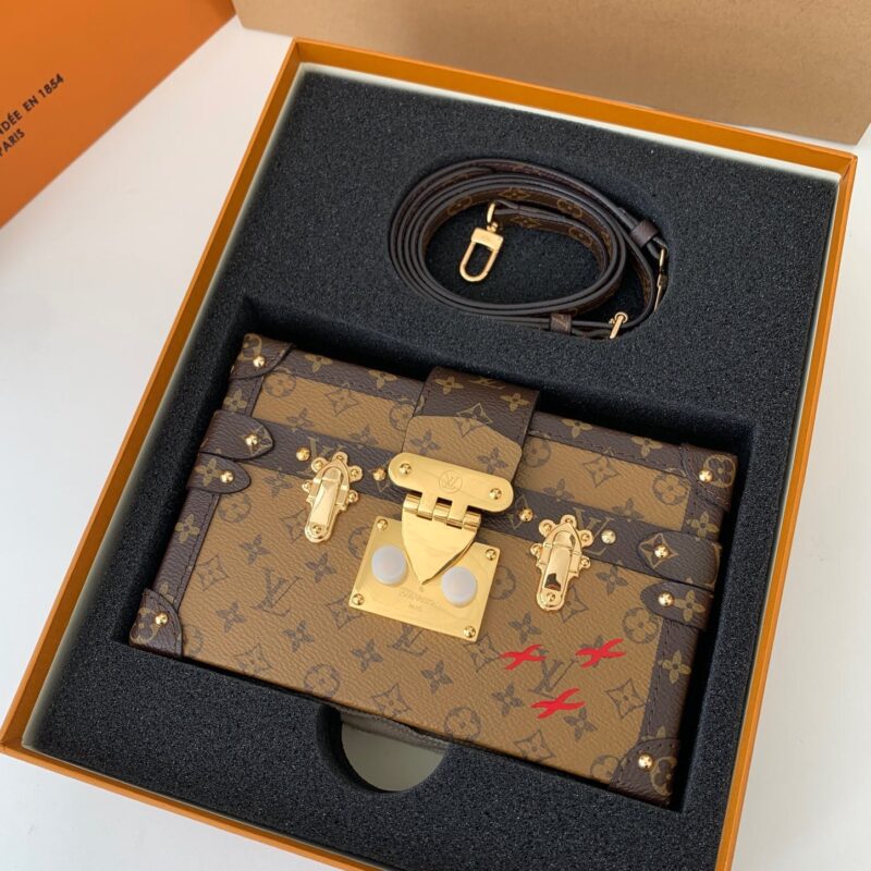 LV M44154 Petite Malle 黄花盒子包