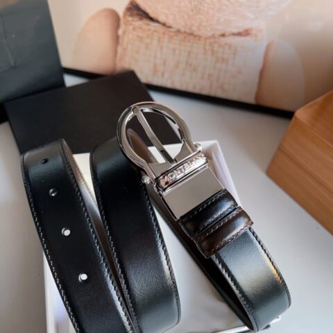 Montblanc万宝龙   男士经典3.0cm可旋转椭圆形双面腰带