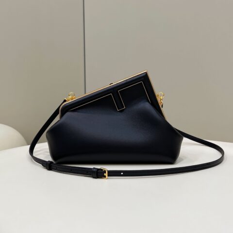 FENDI芬迪first系列F字母手袋80018m