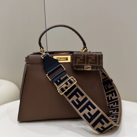 FENDI芬迪荔枝纹牛皮手袋2119M