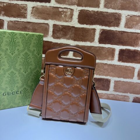 GUCCI古驰GG Matelassé系列迷你手提包723776
