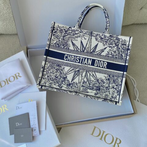 DIOR 大号BOOK TOTE M1286
