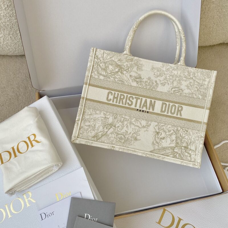 DIOR 中号BOOK TOTE M1296