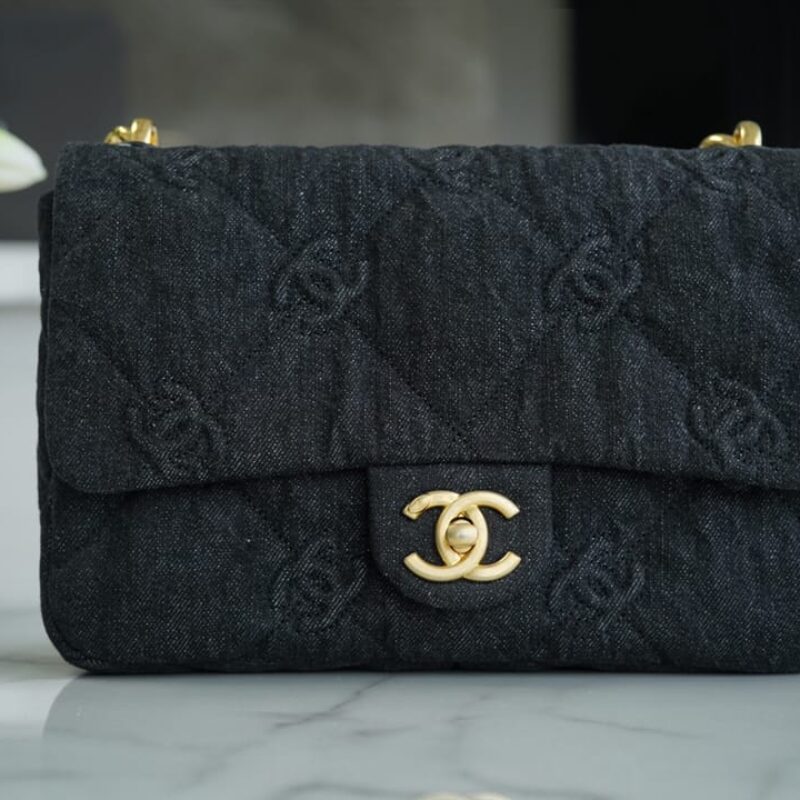 CHANEL 22s 丹宁牛仔腋下包 AS3216