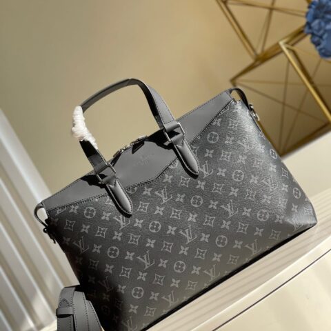 LV M40566 EXPLORER 公文包