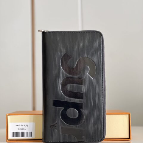 LV Supreme 水波纹Zippy Organizer钱包 M67544黑