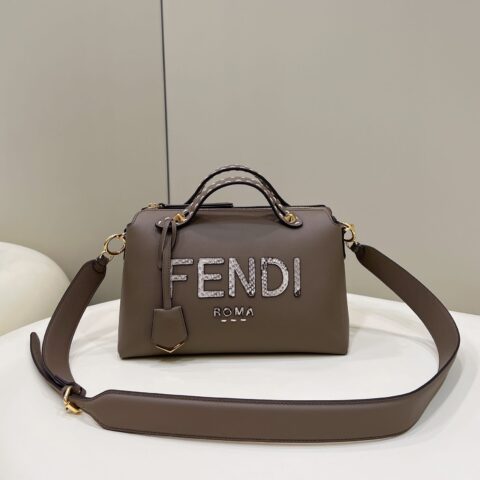 FENDI芬迪拼接蛇皮logo波士顿包8507S