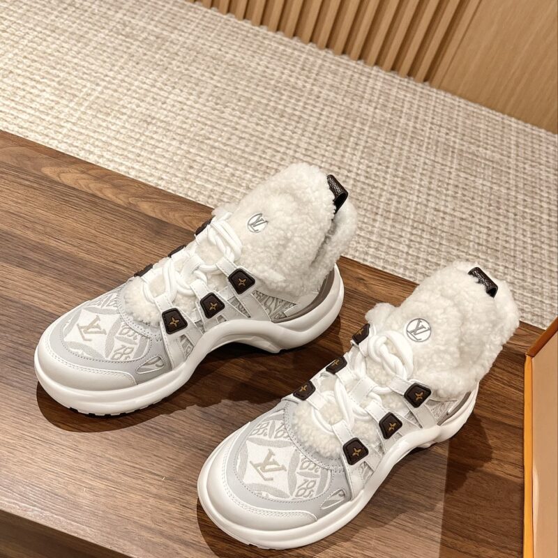 LV/路易威登   驴牌官网休闲运动老爹鞋