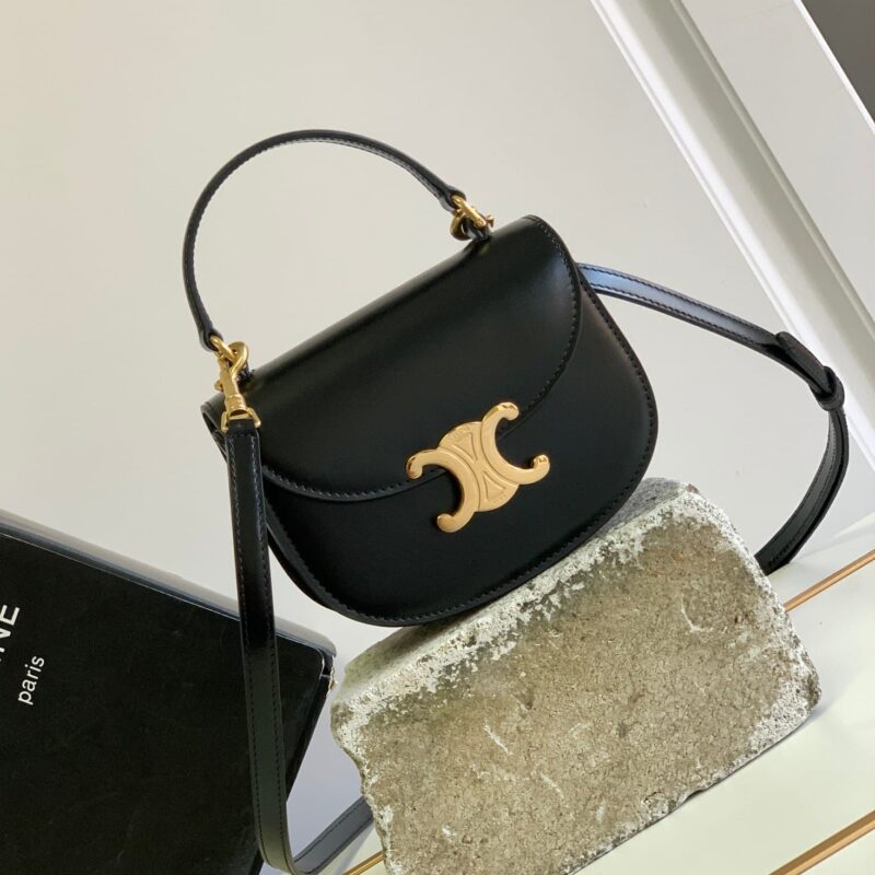CELINE赛琳23早春新品Mini Besace凯旋门包110412