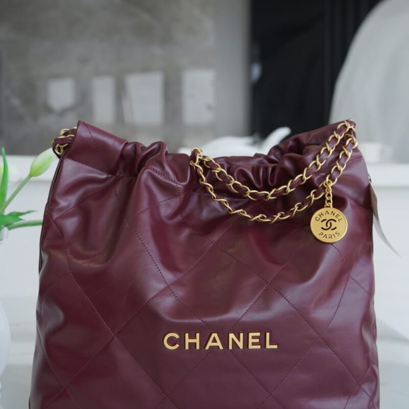 CHANEL 22 手袋 AS3261酒红色/金扣