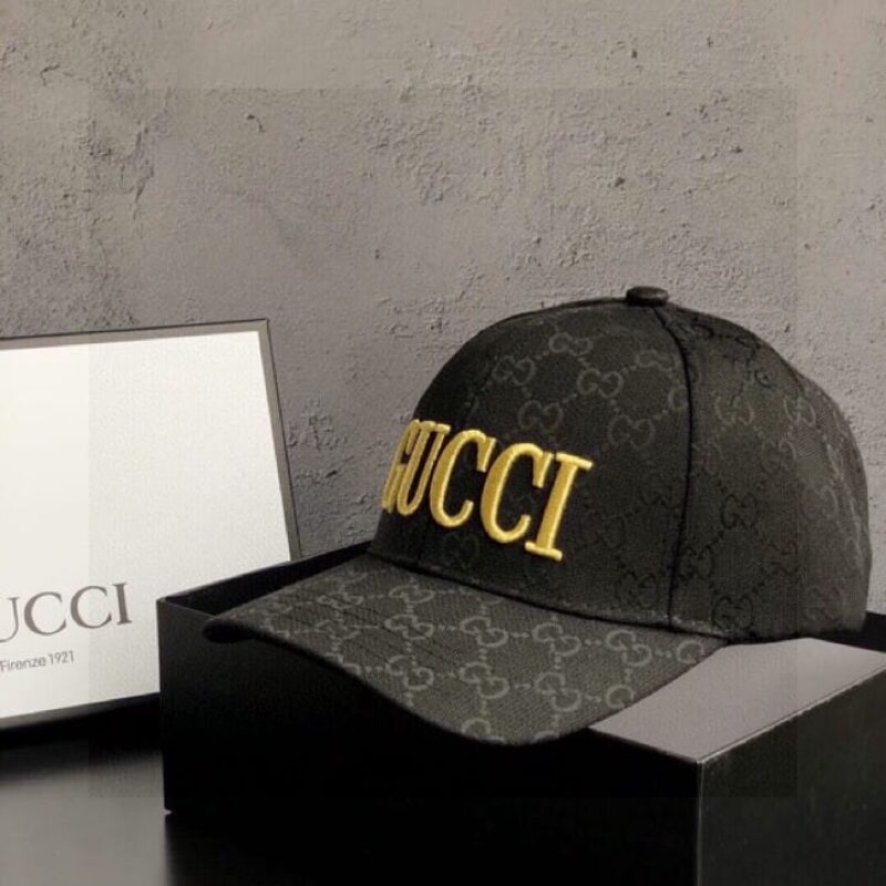 GUCCI古驰简约大气刺绣棒球帽