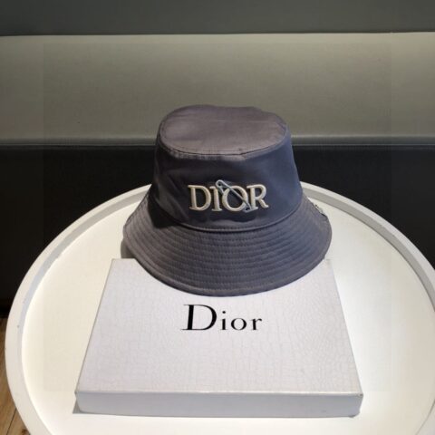 Dior迪奥2022新款双面渔夫帽