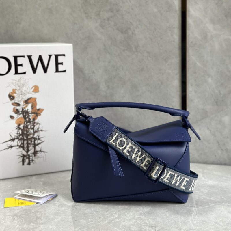 LOEWE Puzzle 24CM bag 牛皮小号几何包 0681蓝