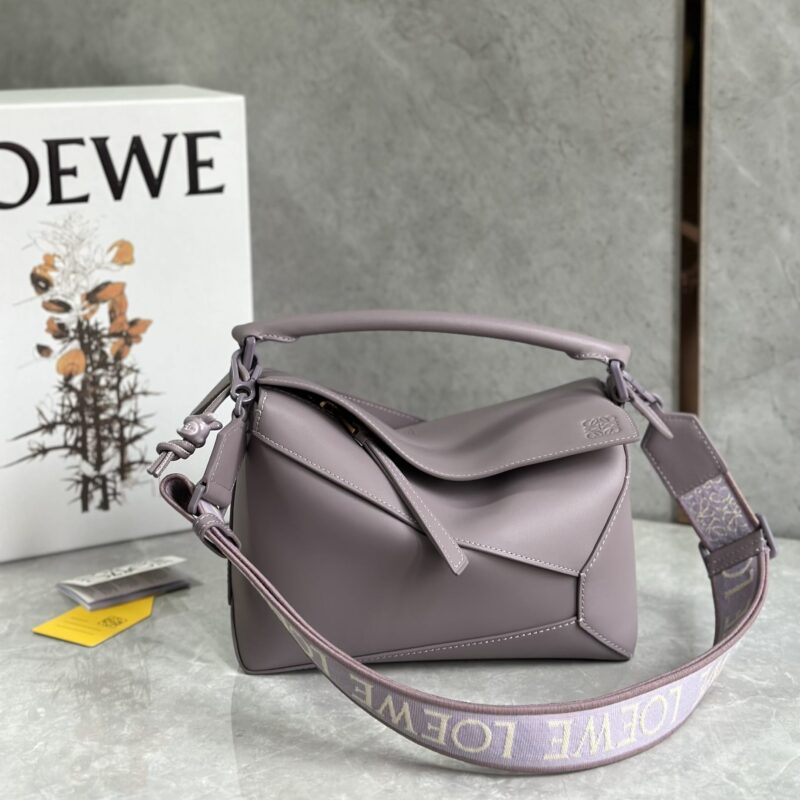 LOEWE Puzzle 24CM bag 牛皮小号几何包 0681紫