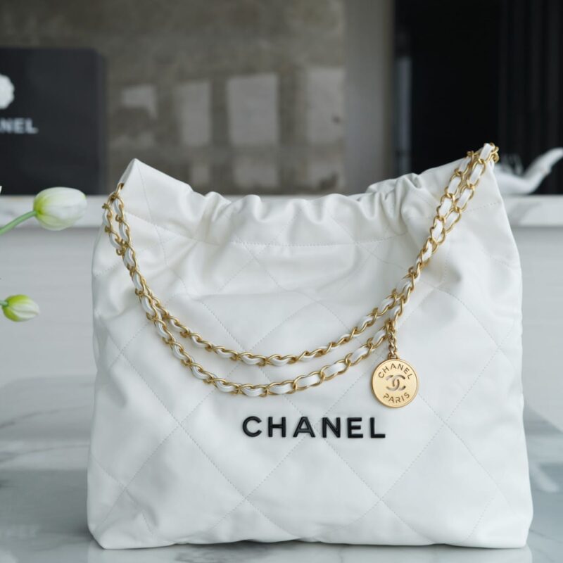 CHANEL 22 手袋 AS3261白色黑扣