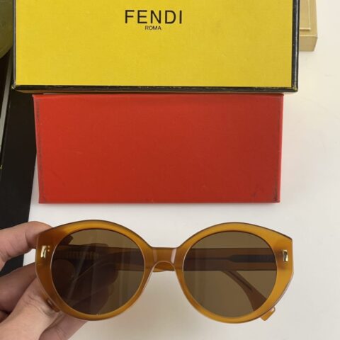 FENDI芬迪圆框女士太阳眼镜