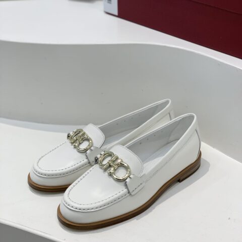 SF ✔️salvatore Ferragamo ✔️ 新品上新！菲拉格慕Gancini双面扣乐福鞋单鞋