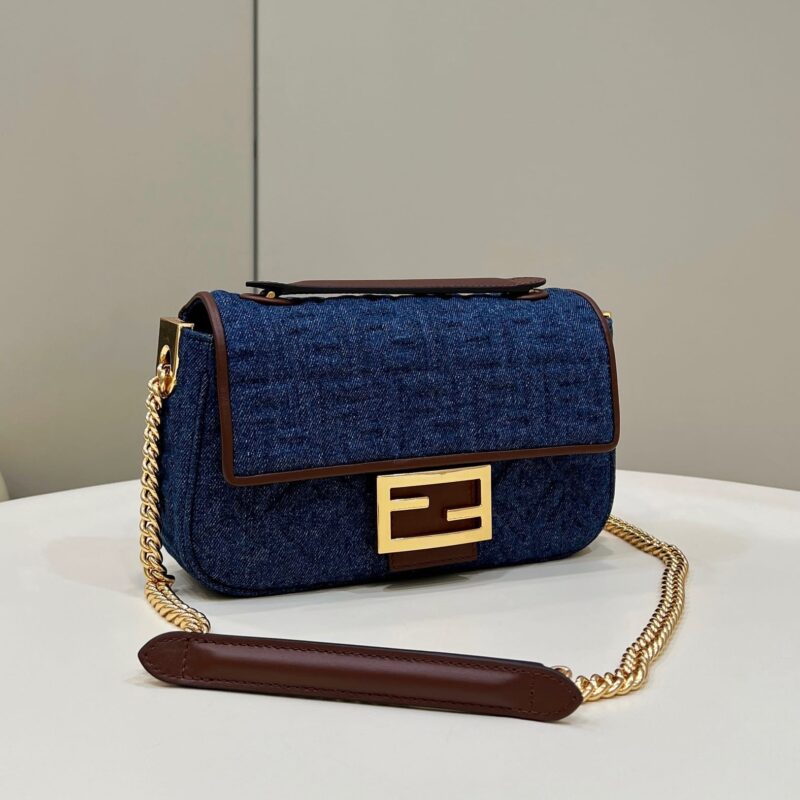 FENDI芬迪牛仔布FF法棍手袋8533c