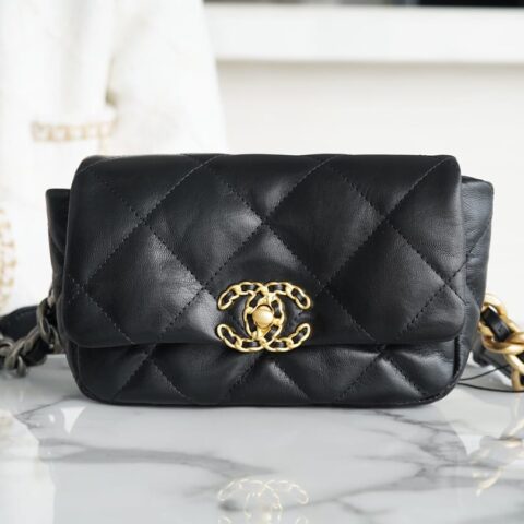 CHANEL 19BAG 山羊皮经典黑菱格腰包 AS1163