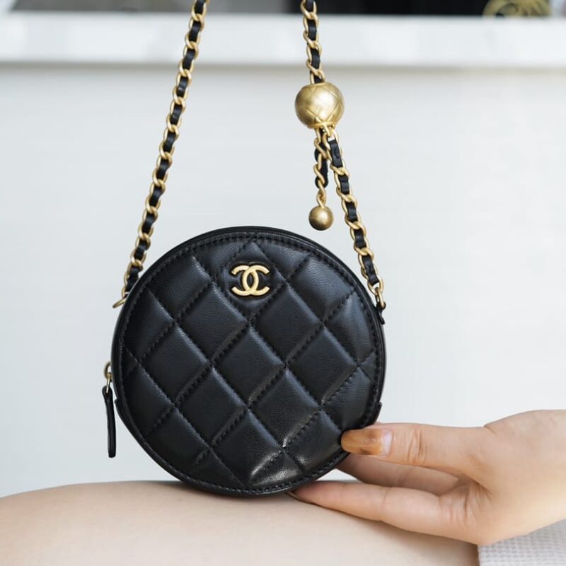 CHANEL 羊皮 金属球圆饼包 AP1449