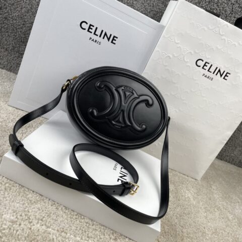 CELINE赛琳CUIR TRIOMPHE 光滑牛皮革椭圆形手袋198603