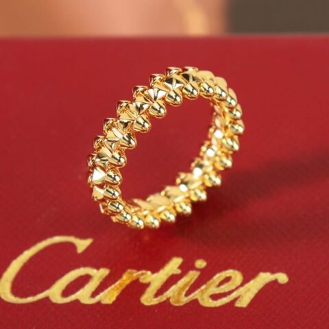 卡地亚clash de Cartier 子弹头戒指