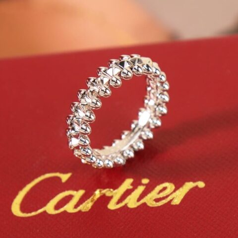 卡地亚clash de Cartier 子弹头戒指