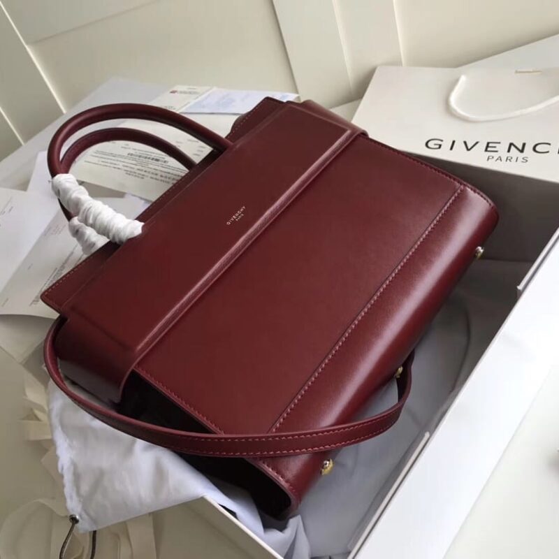 Givenchy纪梵希Horizon 平纹光面皮手袋6602