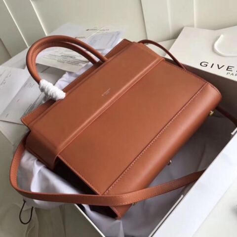 Givenchy纪梵希Horizon 平纹光面皮手袋6602