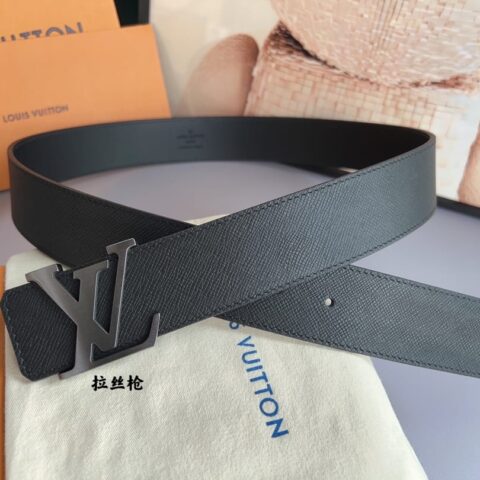 LV/路易威登    精选意大利进口上乘皮料五金工艺男士4.0cm腰带