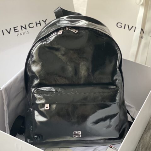 GIVENCHY纪梵希中性款高级全皮双肩背包1105