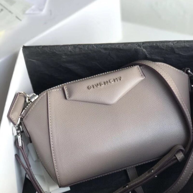 Givenchy纪梵希进口小山羊Antigona Nano 手袋单肩包9918