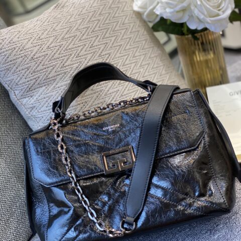 Givenchy纪梵希亮面褶皱牛皮手袋9405