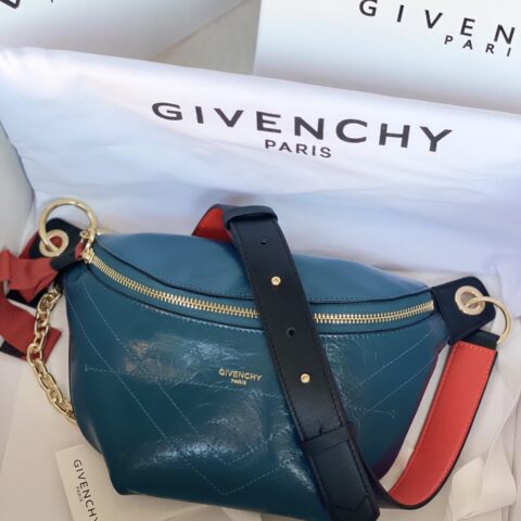 Givenchy纪梵希顶级油蜡牛皮“ID腰包”腰包0128