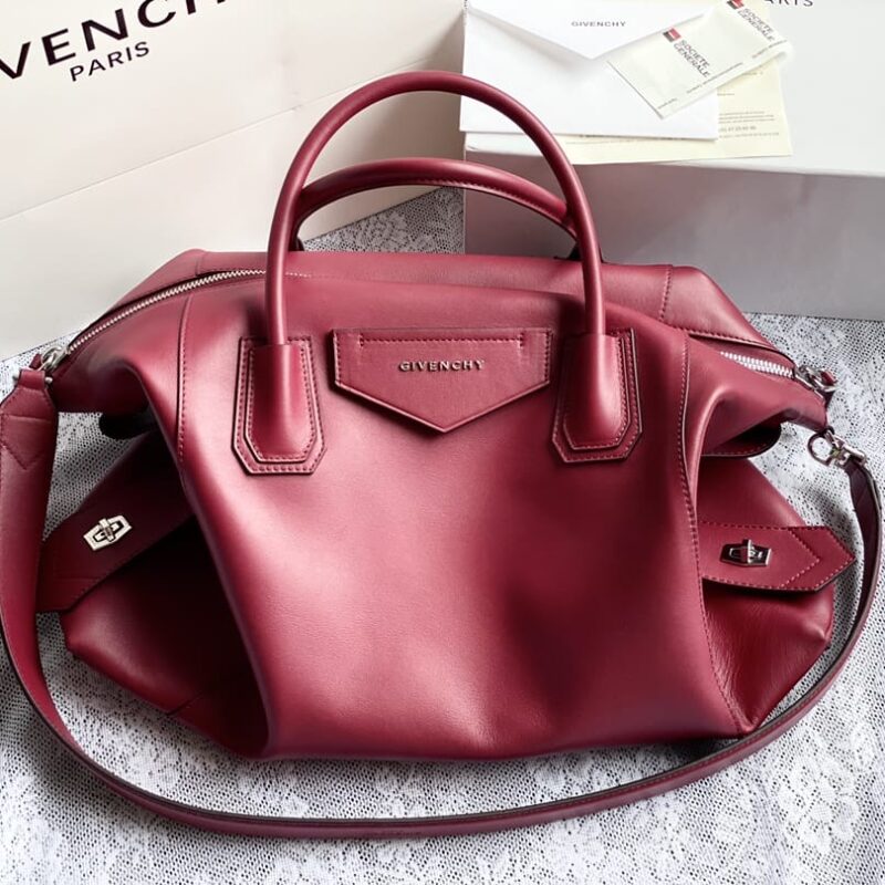 Givenchy纪梵希小牛皮Antigona手提包0270