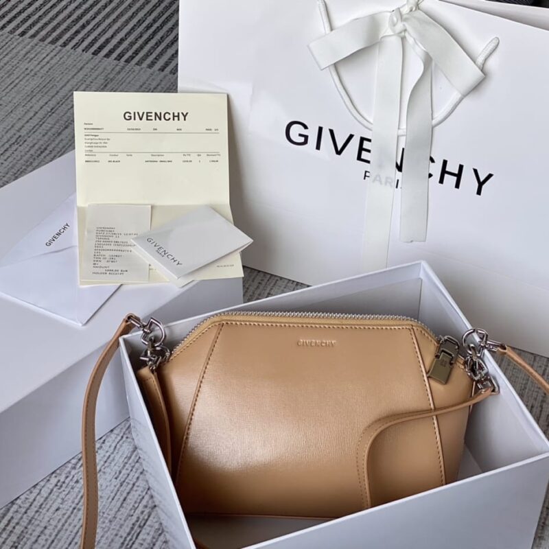 Givenchy纪梵希法国原厂box牛皮肩背包388