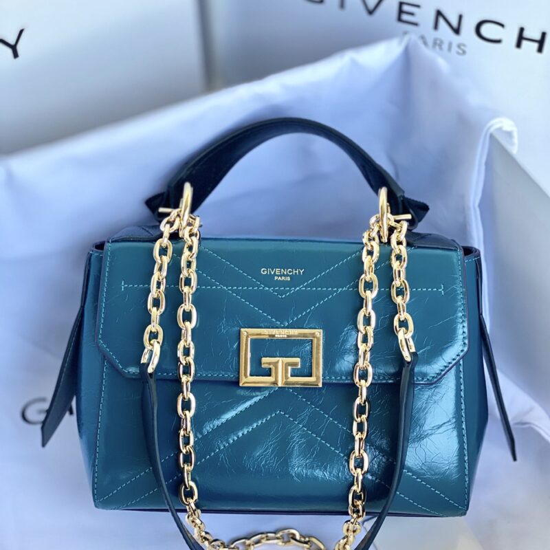 Givenchy纪梵希亮面褶皱牛皮手袋9404