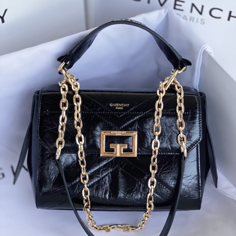 Givenchy纪梵希亮面褶皱牛皮手袋9404