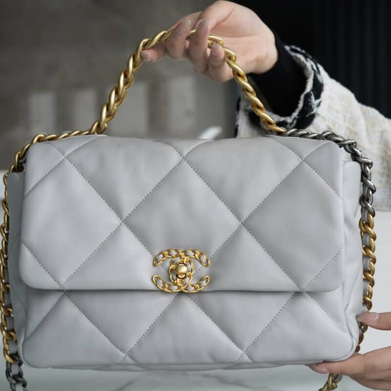 CHANEL 中号30CM 19BAG AS1161浅灰/金扣