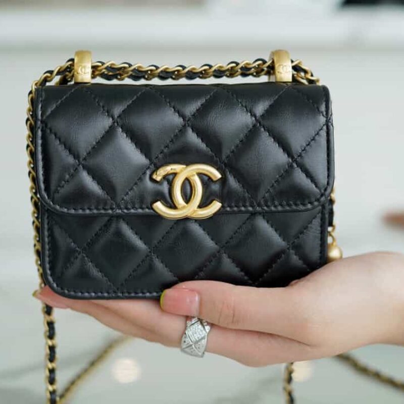 CHANEL 2021高级手工坊 双金球 零钱包 AP2290