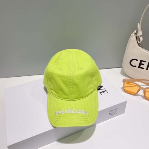 Balenciaga巴黎世家新款刺绣百搭棒球帽