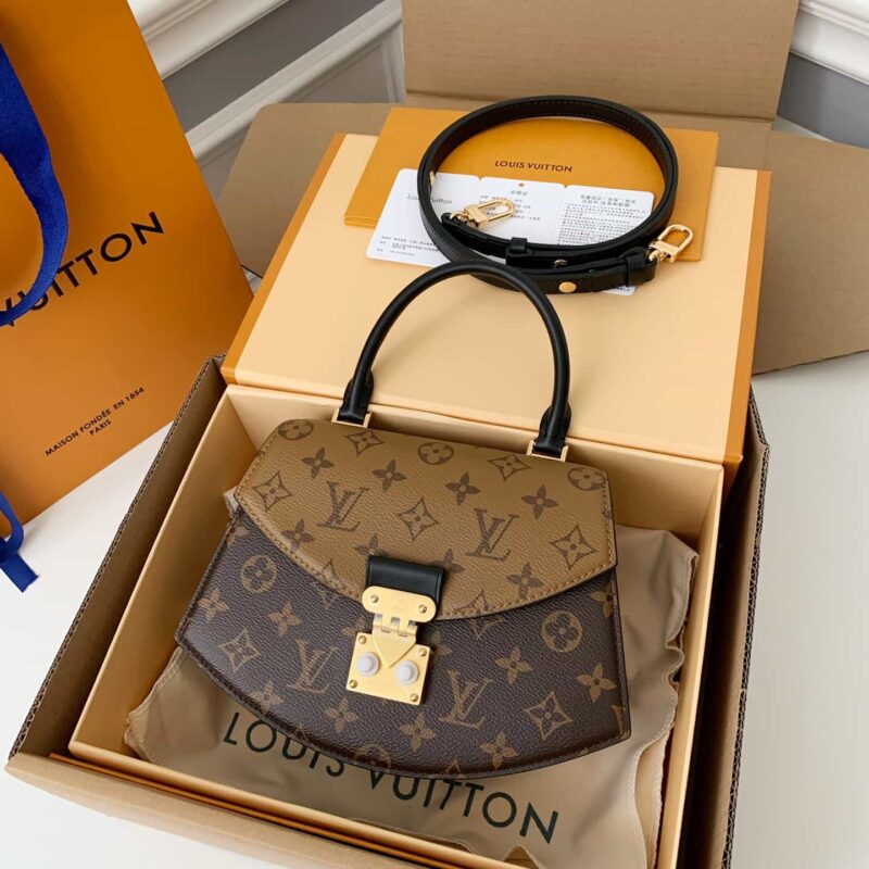 LV M46548 Tilsitt