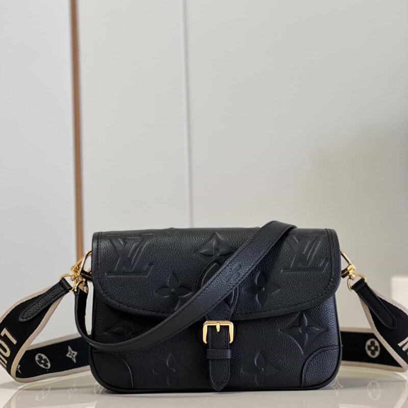 LV M46386 Diane