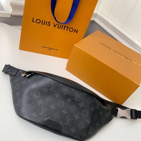 LV M44336 Discovery Bumbag