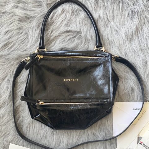 Givenchy纪梵希顶级油蜡牛皮手袋10115