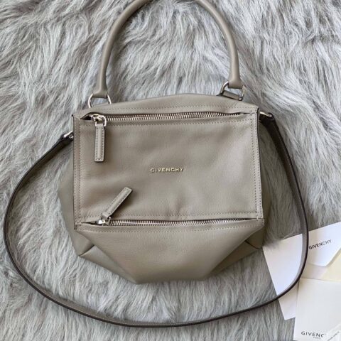 Givenchy纪梵希进口小牛皮手袋10115