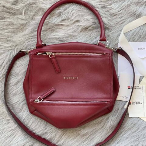 Givenchy纪梵希进口小牛皮手袋10115