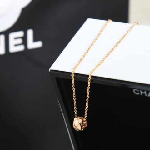 新款☑️CHANEL香奈儿2022 COCO CRUSH菱格小金豆项链